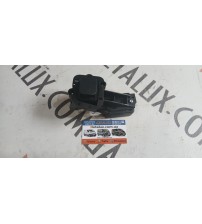 Кнопка відкриття багажника (ляда) з Замком 8200102185  на Renault Trafic, Opel Vivaro, Nissan Primastar, Рено Трафік, Опель Віваро, Нісан Примастар 2001 — ≥ г. 1.9cdti, 1.9dci, 2.0dсi, 2.5dci